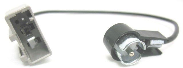 AIV vinklad ISO-antennadapter med hankontakt för Subaru Impreza