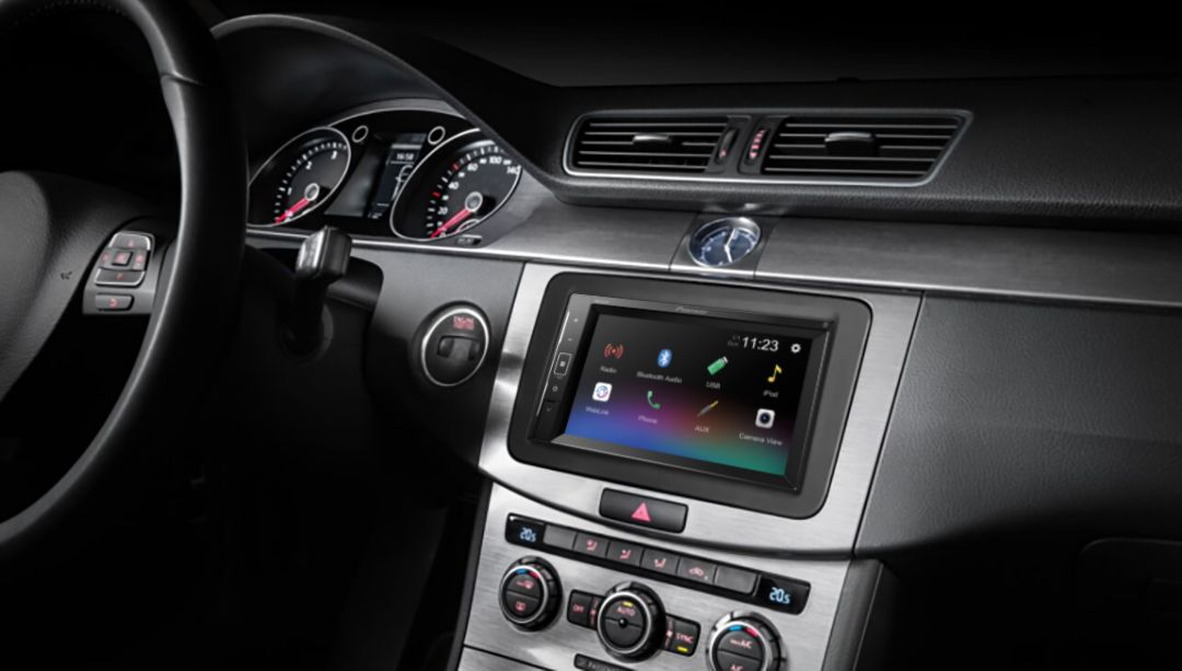 Pioneer DMH-A240BT, Bilstereo med 6,2-tums skärm, Bluetooth, USB och AUX