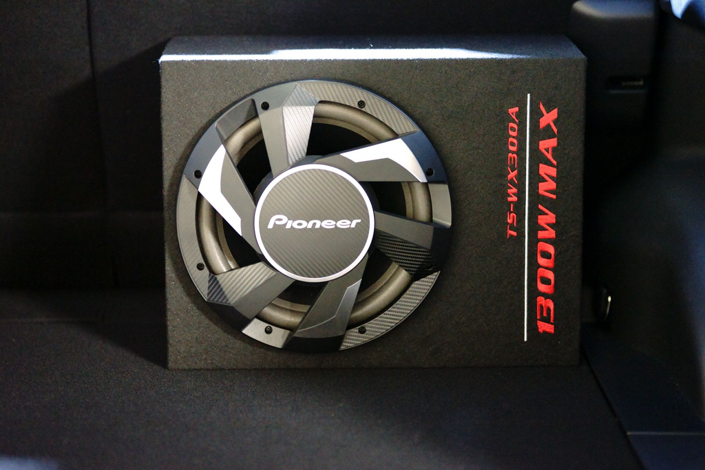 Pioneer TS-WX300A, 12-tums aktiv baslåda