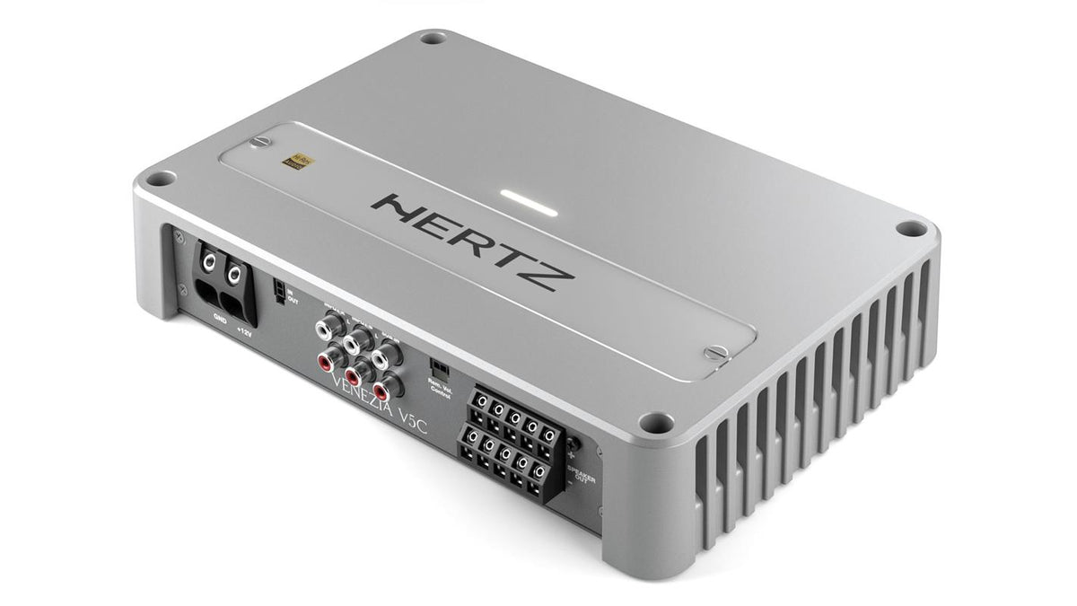 Hertz Venezia V5C, kompakt marin 5-kanalsförstärkare 4x115 W + 1x550 W