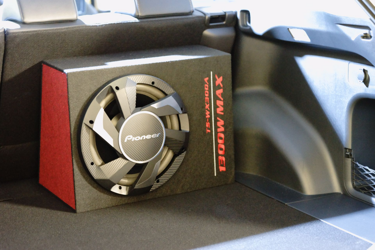 Pioneer TS-WX300A, 12-tums aktiv baslåda